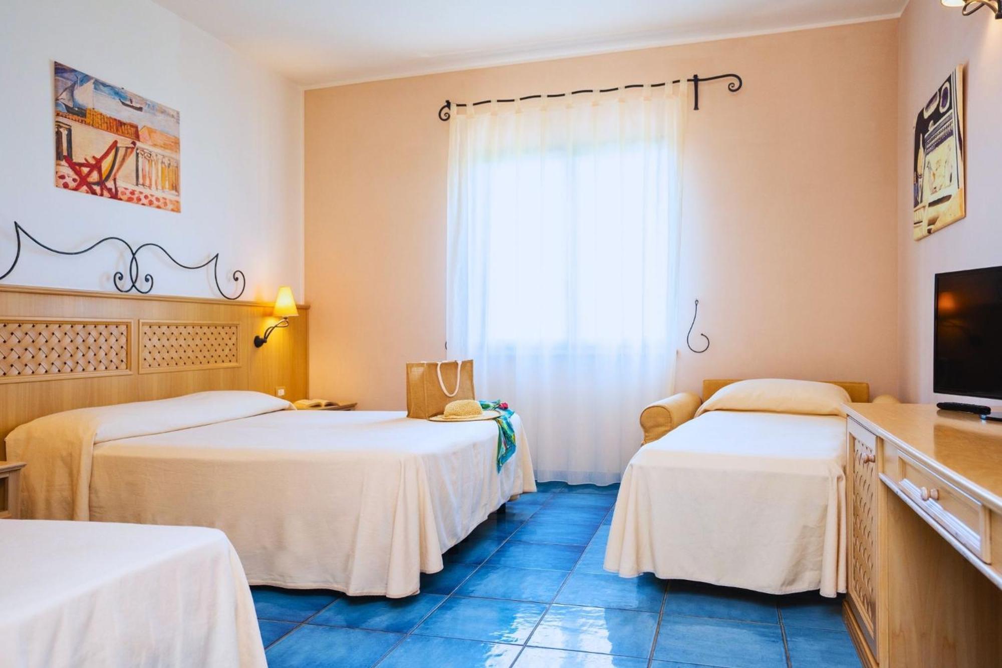 Hotel Ipomea Club Capo Vaticano Esterno foto