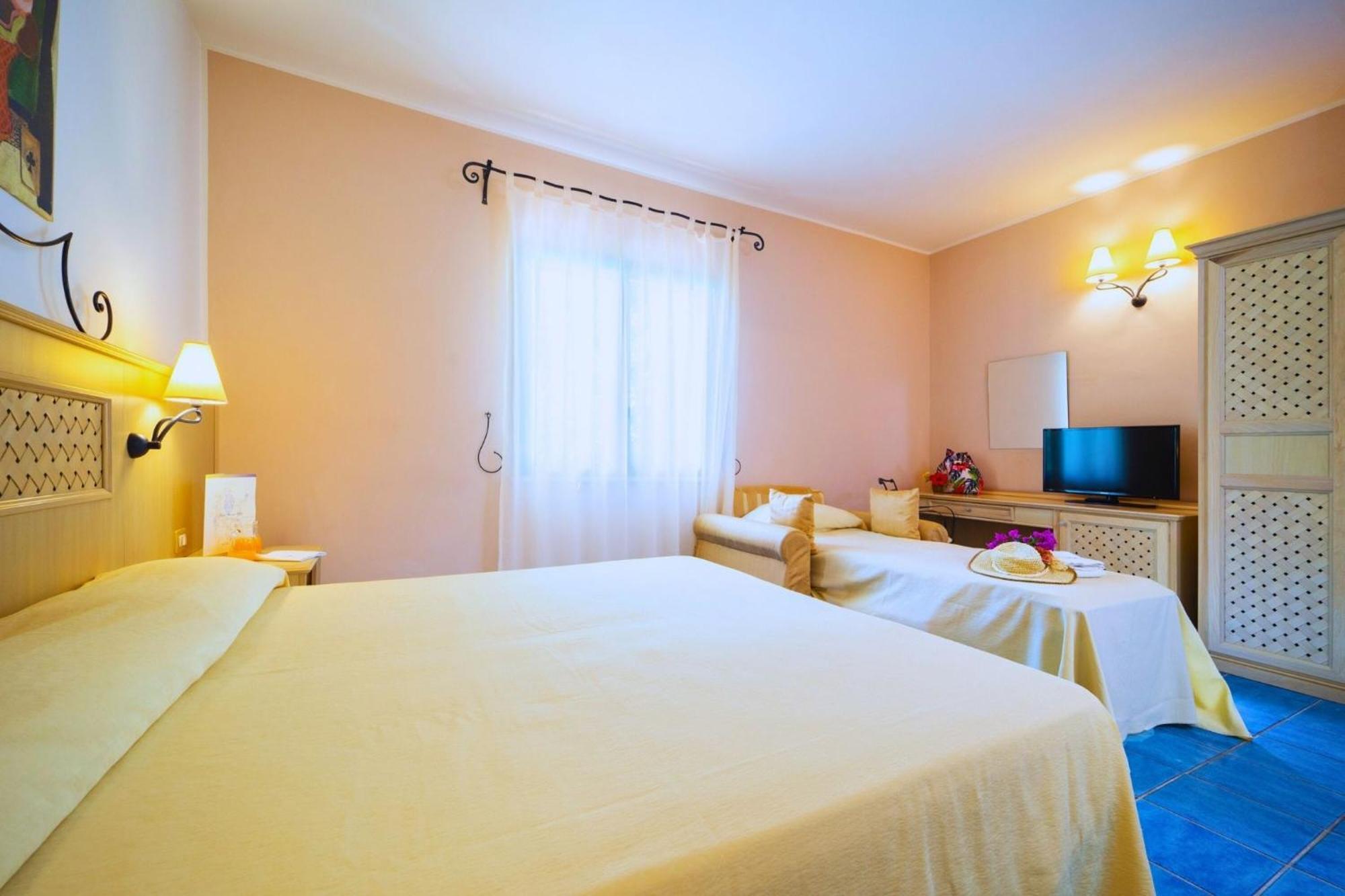 Hotel Ipomea Club Capo Vaticano Esterno foto