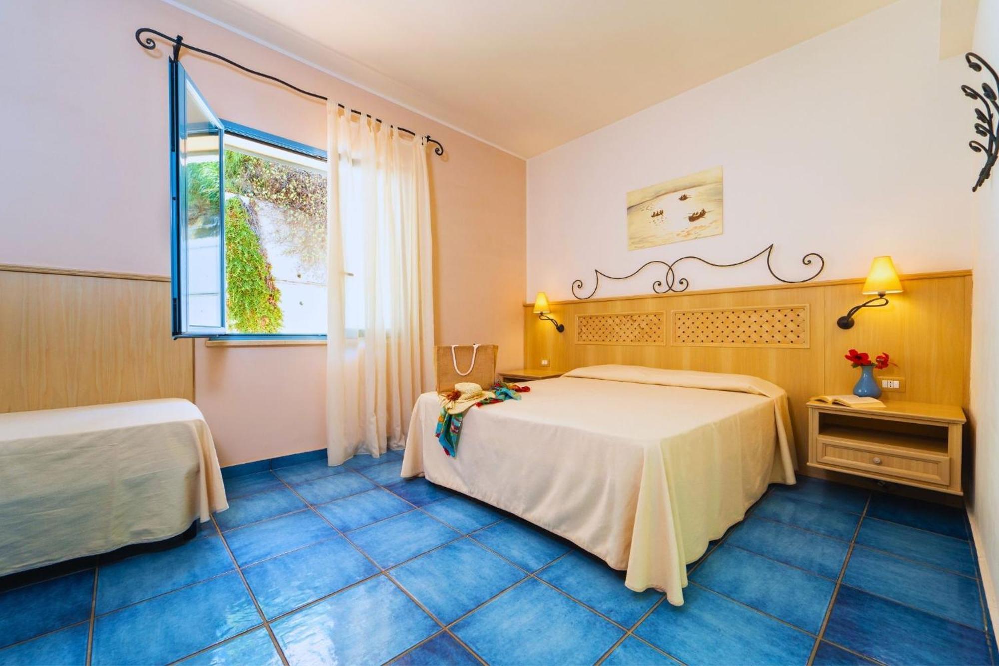 Hotel Ipomea Club Capo Vaticano Esterno foto
