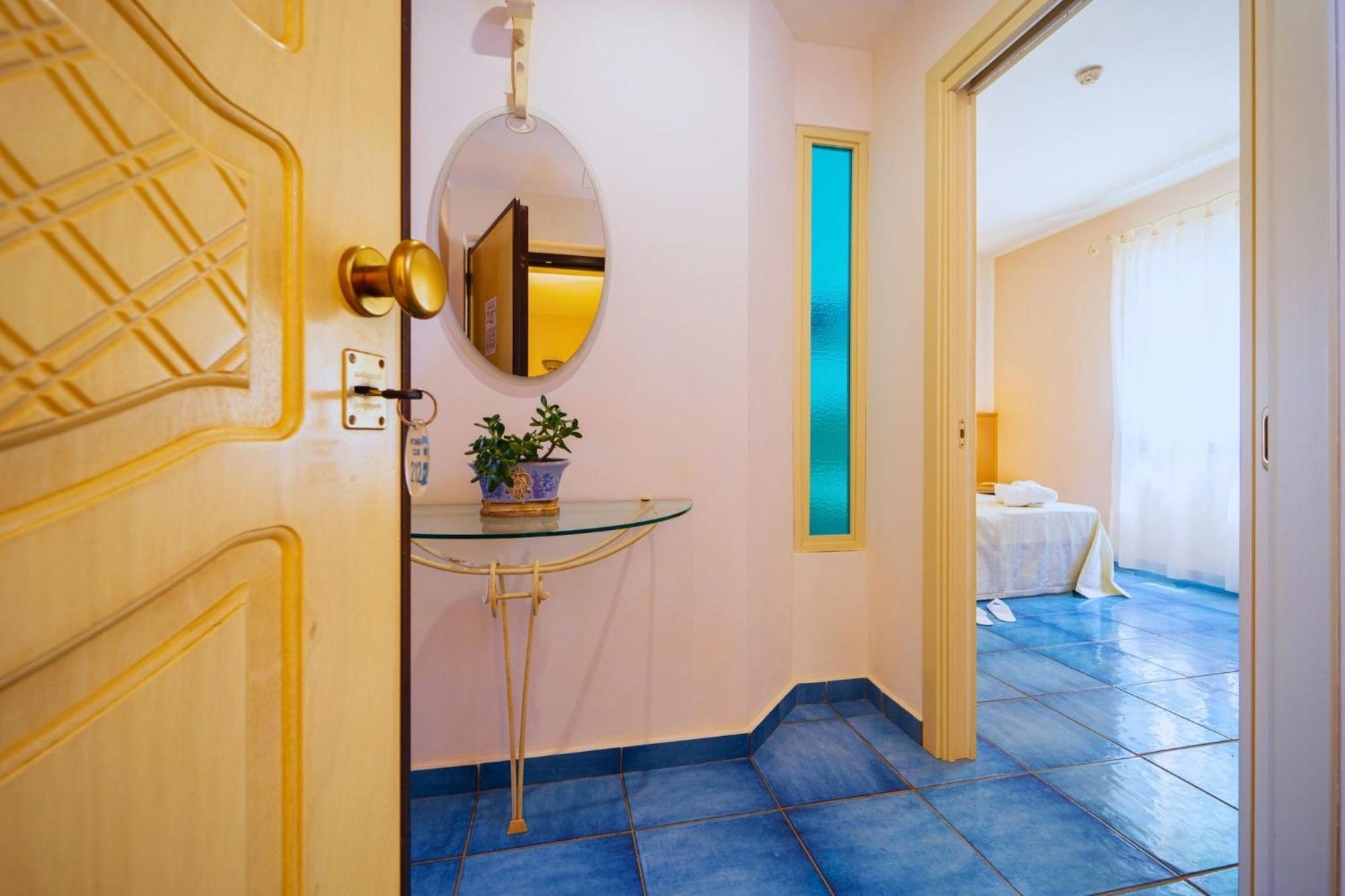 Hotel Ipomea Club Capo Vaticano Esterno foto