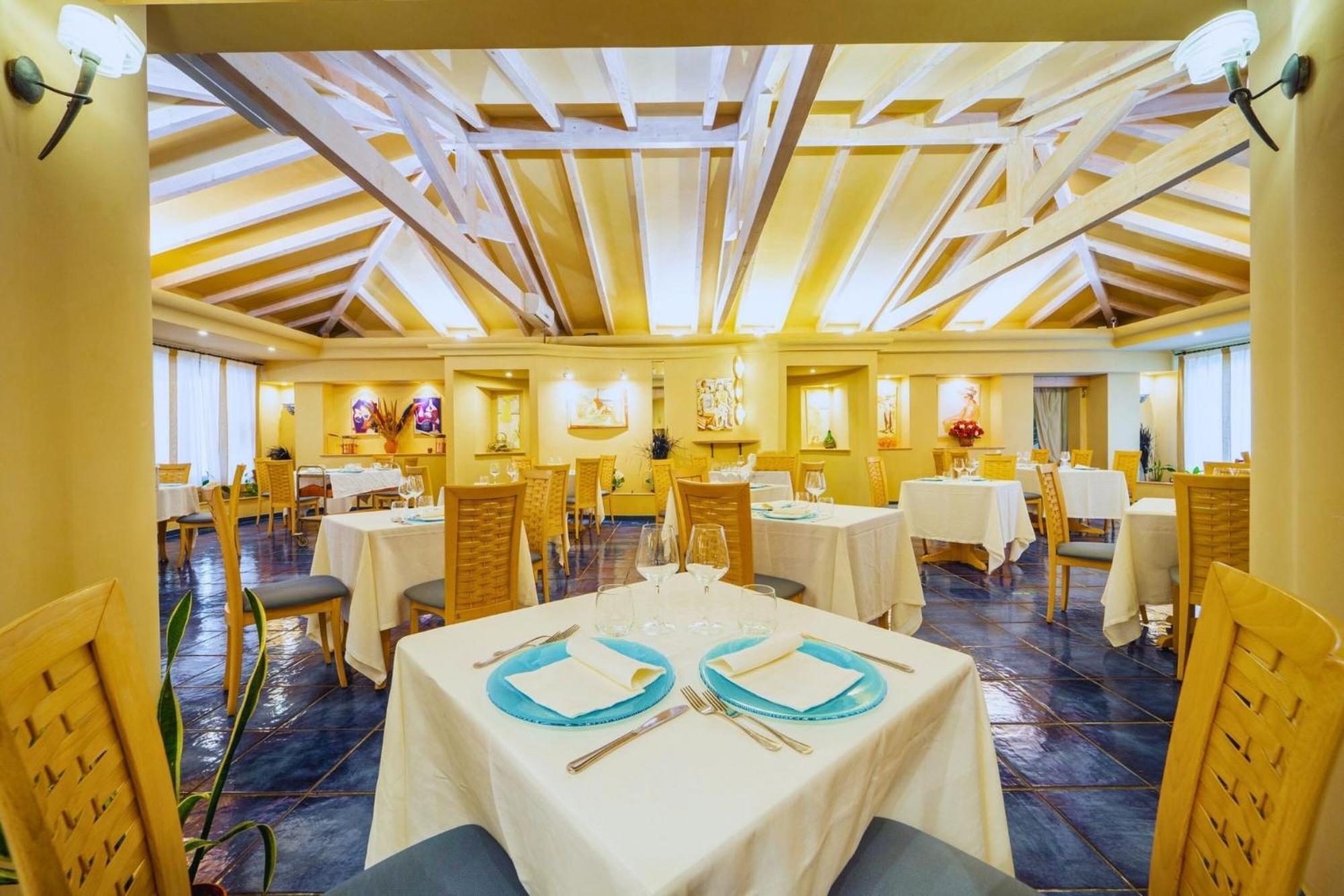 Hotel Ipomea Club Capo Vaticano Esterno foto